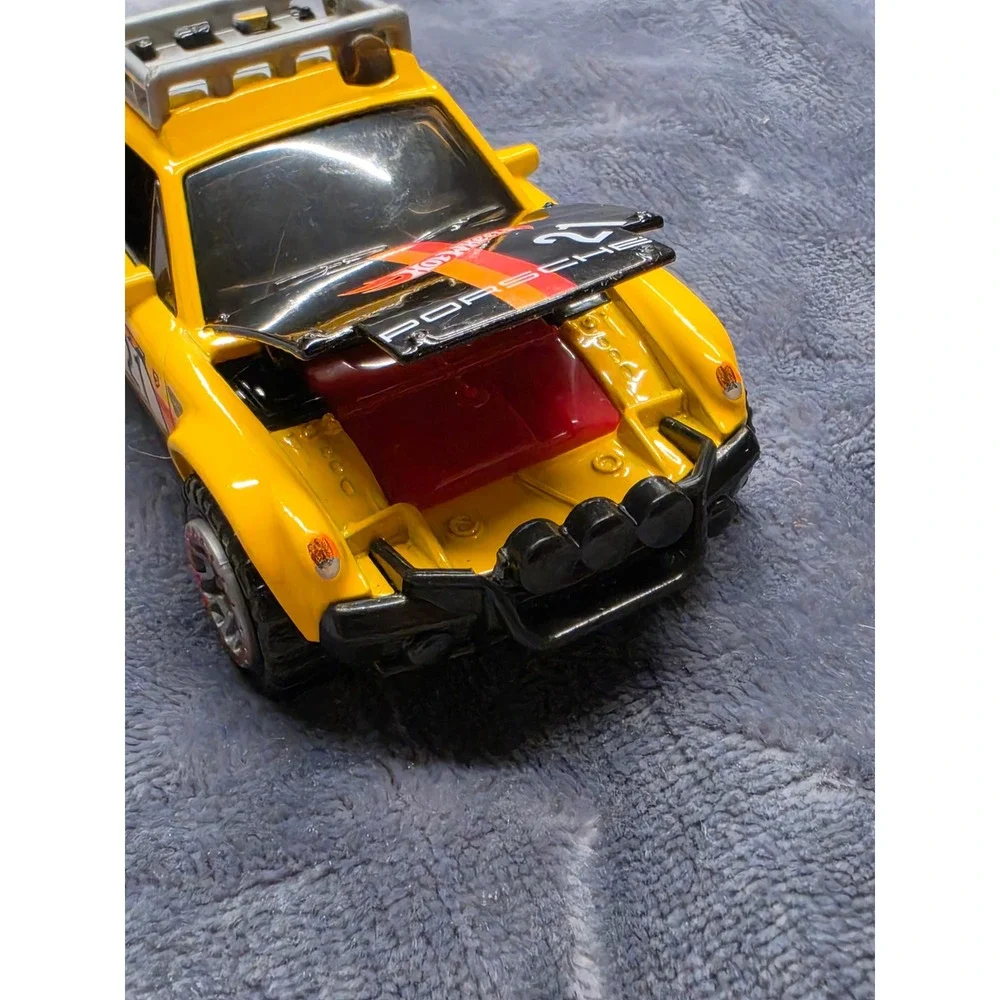 Hot Wheels Porsche 914 Safari Yellow Rally Car HWH34 2024 Mattel Diecast 1/64